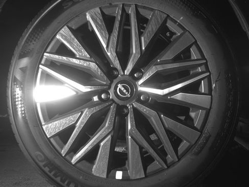 Used 2025 Nissan Altima 2.5 SV image 15