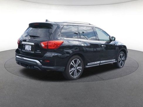 Used 2020 Nissan Pathfinder Platinum image 7