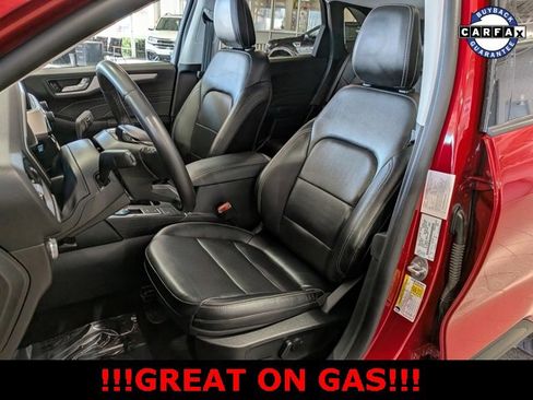 Used 2022 Ford Escape SEL w/ Class II Trailer Tow Package image 13