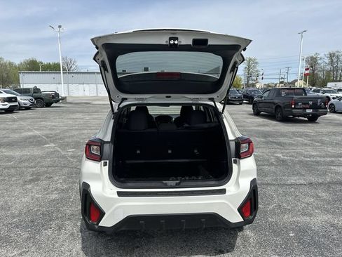 Used 2024 Subaru Crosstrek 2.0i Premium AWD/4WD image 21