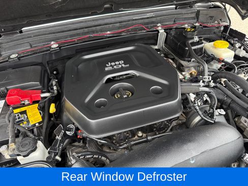Used 2021 Jeep Wrangler Unlimited Sport AWD/4WD image 34