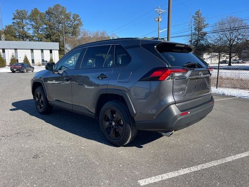 Used 2024 Toyota RAV4 XLE w/ Convenience Package image 7