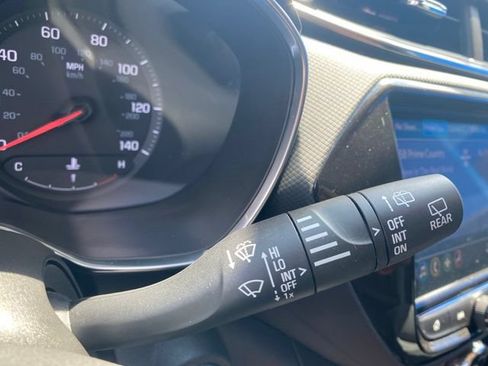 Used 2022 Chevrolet TrailBlazer LT w/ Convenience Package FWD image 21