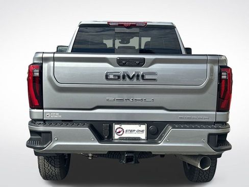 New 2026 GMC Sierra 2500 Denali Ultimate w/ Max Trailering Package image 7