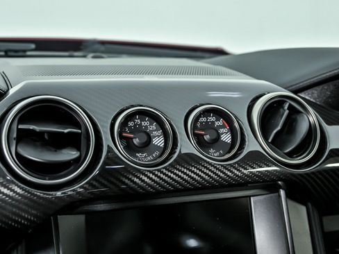 Used 2020 Ford Mustang Shelby GT500 w/ Carbon Fiber Track Pack RWD image 28