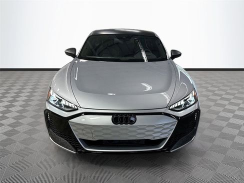 New 2026 Audi RS e-tron GT performance image 2