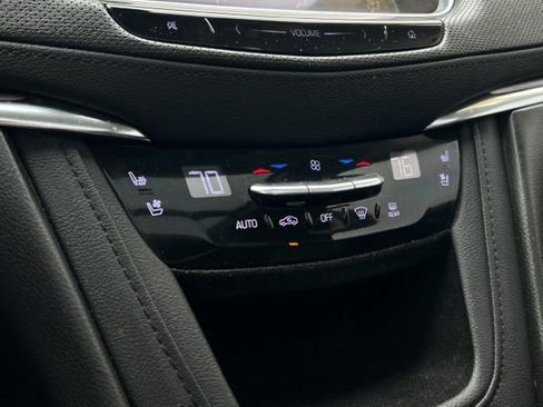 Used 2019 Cadillac XT5 Premium Luxury AWD/4WD image 41