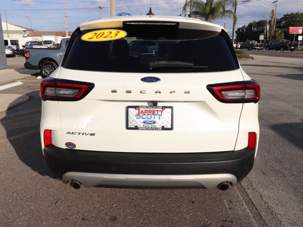 Used 2023 Ford Escape Active w/ Tech Pack #2 FWD image 10