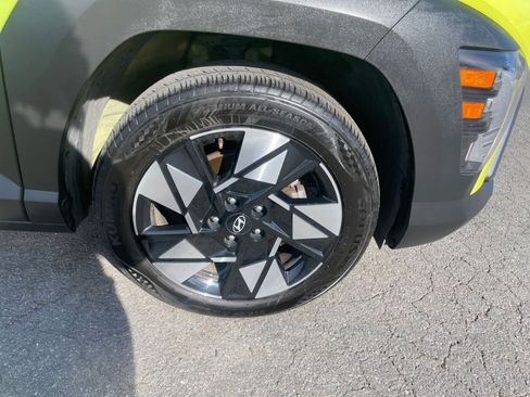 Used 2025 Hyundai Kona SEL image 30