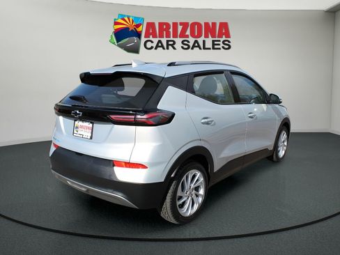 Used 2022 Chevrolet Bolt EUV LT image 6