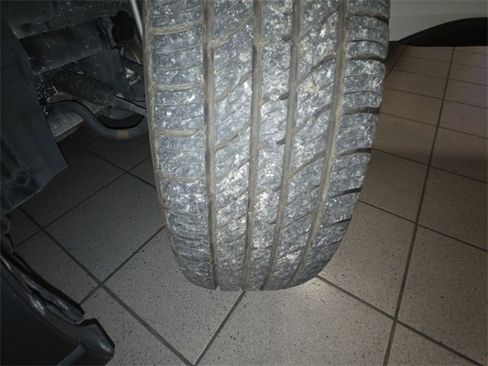 Used 2024 Subaru Outback Premium image 24