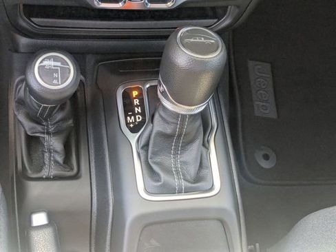 New 2026 Jeep Gladiator Sport AWD/4WD image 21