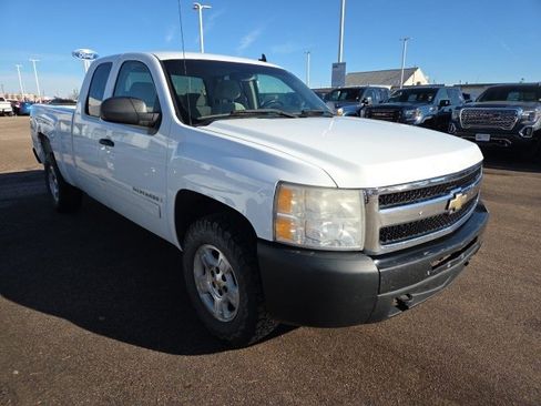 Used 2008 Chevrolet Silverado 1500 LT w/ Power Pack Plus image 6