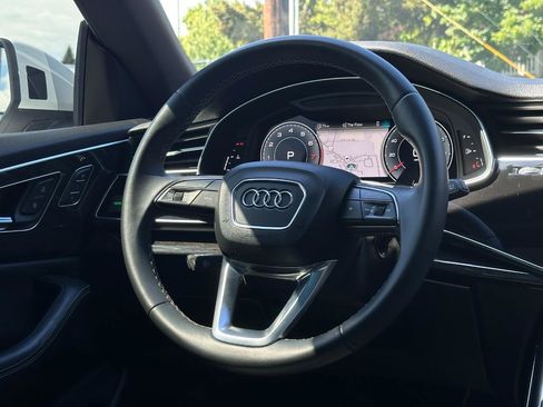 Used 2022 Audi Q8 Premium Plus AWD/4WD image 26