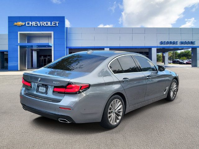 Used 2021 BMW 530i RWD image 4