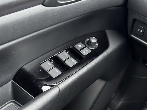 Certified 2025 MAZDA CX-5 AWD 2.5 S w/ Preferred Package image 32