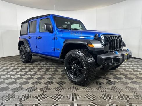 Used 2023 Jeep Wrangler Unlimited w/ Cold Weather Group image 2