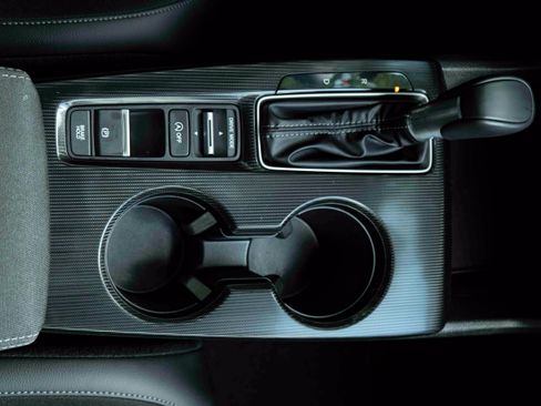 Used 2025 Honda Civic Sport image 27