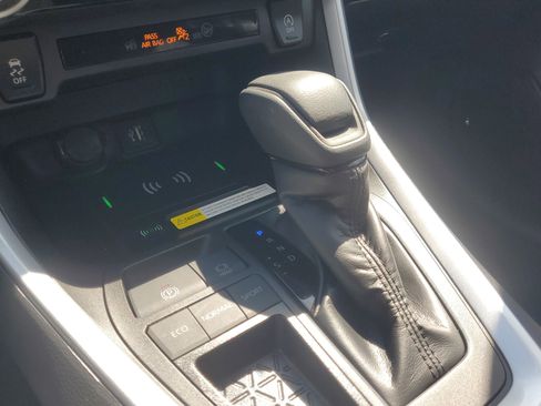 Certified 2025 Toyota RAV4 XLE image 29