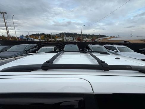 Used 2013 Toyota Sienna XLE image 31