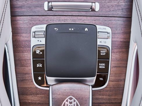 Used 2024 Mercedes-Benz Maybach GLS 600 4MATIC image 72