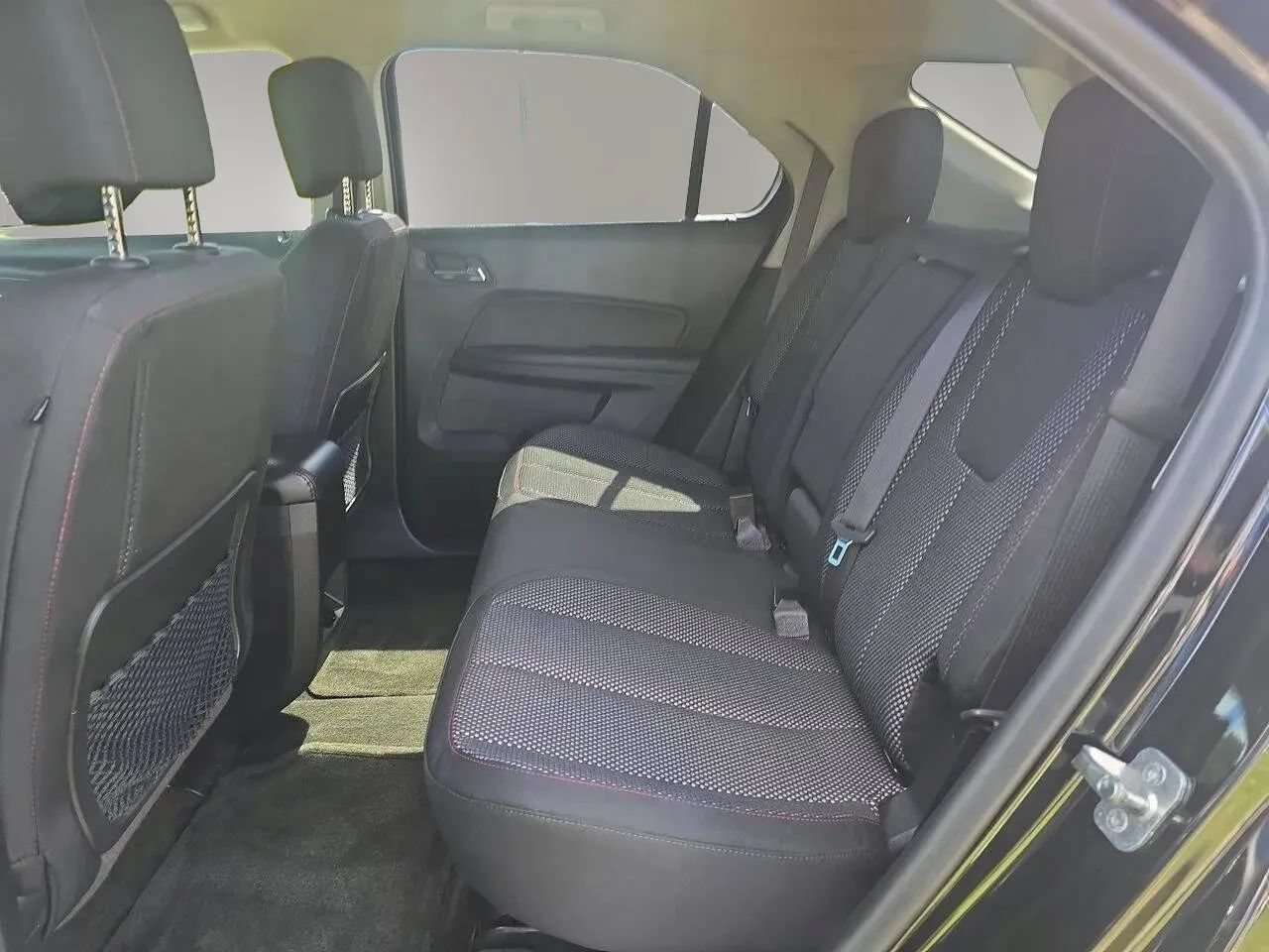 Used 2017 Chevrolet Equinox LT w/ Convenience Package FWD image 19