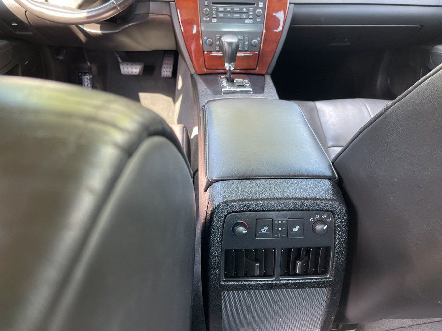 Used 2006 Cadillac STS V8 w/ Preferred Equipment Group RWD image 25