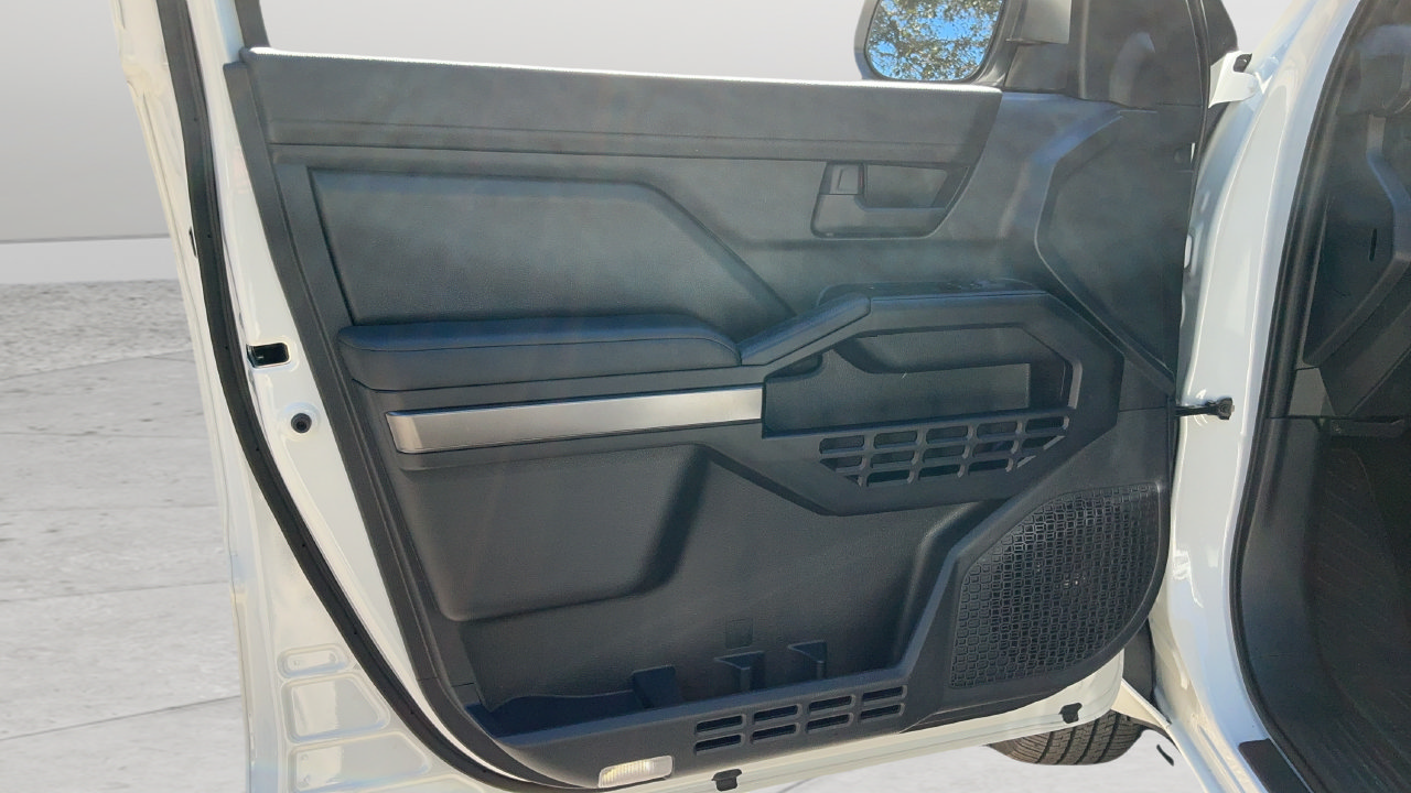 Used 2025 Toyota 4Runner SR5 RWD image 18