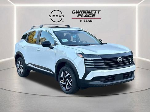 New 2026 Nissan Kicks SV w/ SV Premium Package image 3