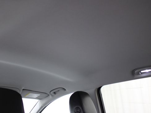 Used 2023 GMC Terrain SLT AWD/4WD image 21