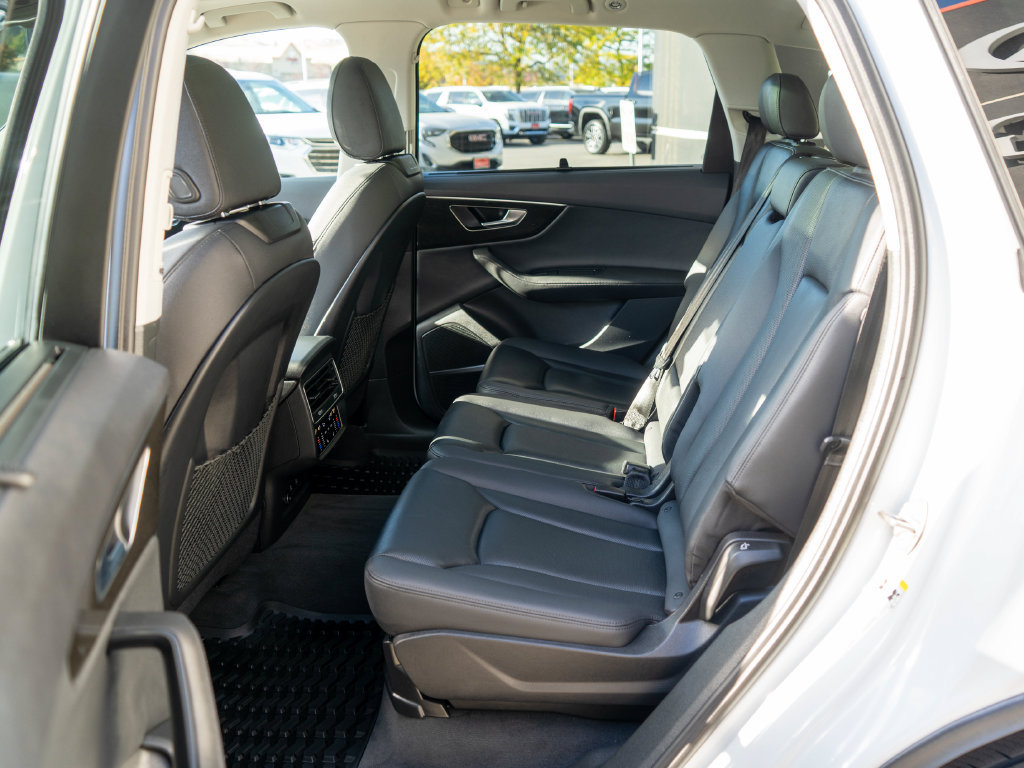 Used 2023 Audi Q7 3.0T Premium Plus AWD/4WD image 14