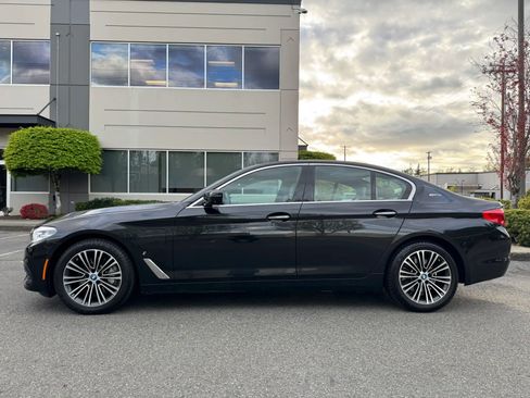 Used 2018 BMW 530e xDrive AWD/4WD image 6