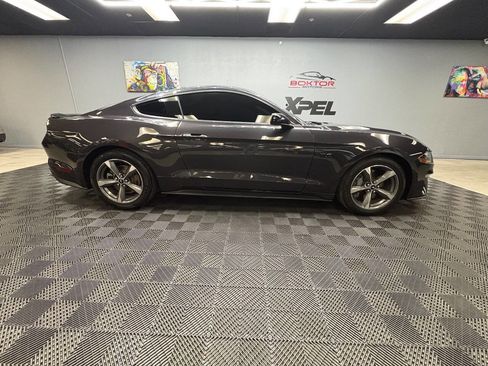 Used 2022 Ford Mustang GT w/ Equipment Group 301A image 11