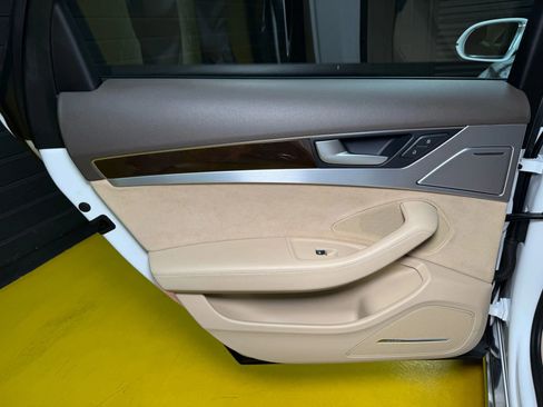 Used 2015 Audi A8 3.0T w/ Luxury Package image 17