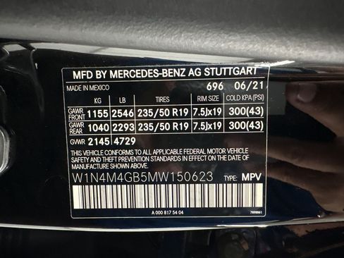 Certified 2021 Mercedes-Benz GLB 250 image 19