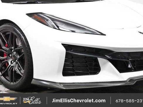 Used 2023 Chevrolet Corvette Z06 w/ Stealth Interior Trim Package RWD image 38