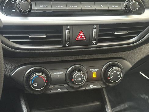 Used 2024 Kia Forte LXS image 20