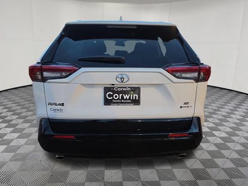 Used 2025 Toyota RAV4 SE AWD/4WD image 6