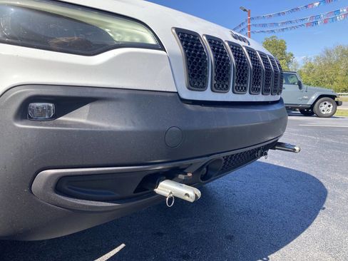 Used 2022 Jeep Cherokee Trailhawk w/ Sun, Sound & Nav Group image 5