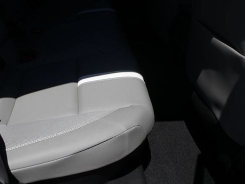 Certified 2026 Toyota Camry SE FWD image 27