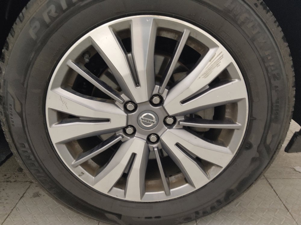 Used 2020 Nissan Pathfinder S AWD/4WD image 31