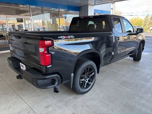 Used 2022 Chevrolet Silverado 1500 RST w/ LPO, Blackout Package image 6