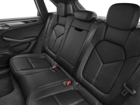 Used 2016 Porsche Macan Turbo image 13