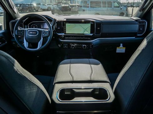 New 2026 GMC Sierra 3500 SLE w/ SLE Convenience Package image 21