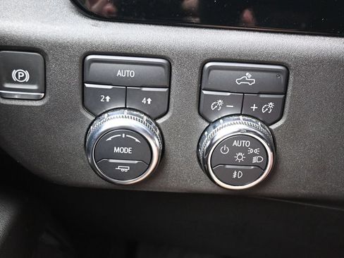 Used 2024 GMC Sierra 1500 Elevation w/ Max Trailering Package AWD/4WD image 16