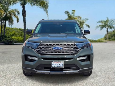 Used 2022 Ford Explorer XLT w/ Equipment Group 202A RWD image 3