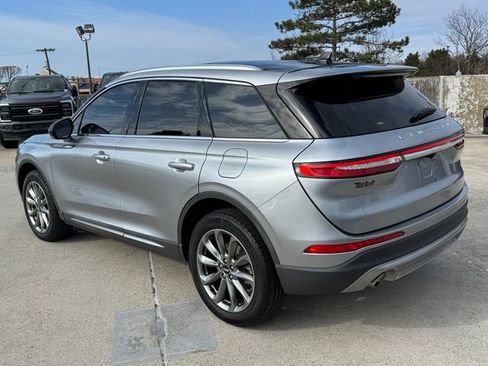 Used 2022 Lincoln Corsair Standard w/ Premium Package image 10