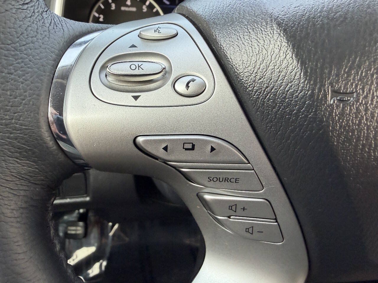 Used 2018 Nissan Murano SL AWD/4WD image 25