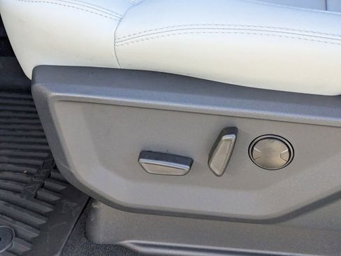 New 2026 Ford Expedition Platinum w/ Driver's Package image 24