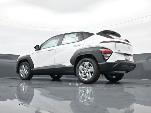 New 2026 Hyundai Kona SE image 27